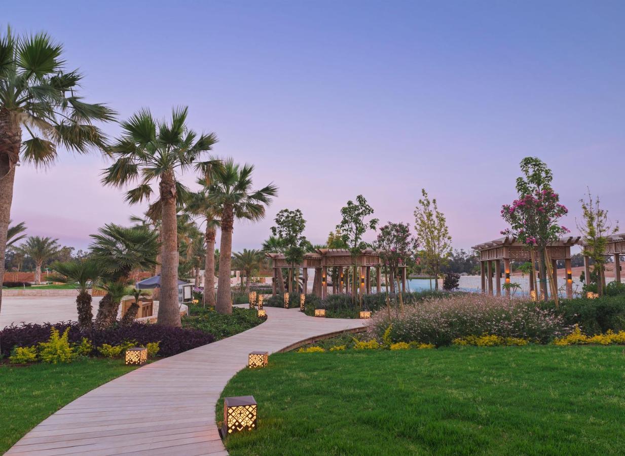 City Of Dreams Mediterranean - Integrated Resort, Casino & Entertainment Лимасол Экстерьер фото The Village