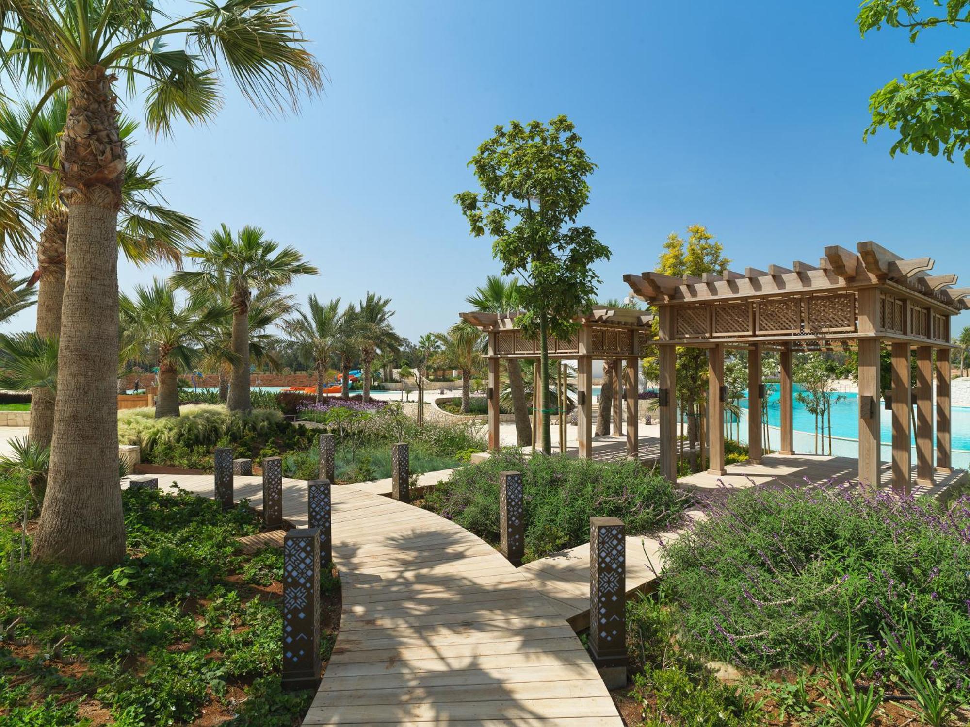 City Of Dreams Mediterranean - Integrated Resort, Casino & Entertainment Лимасол Экстерьер фото The Village