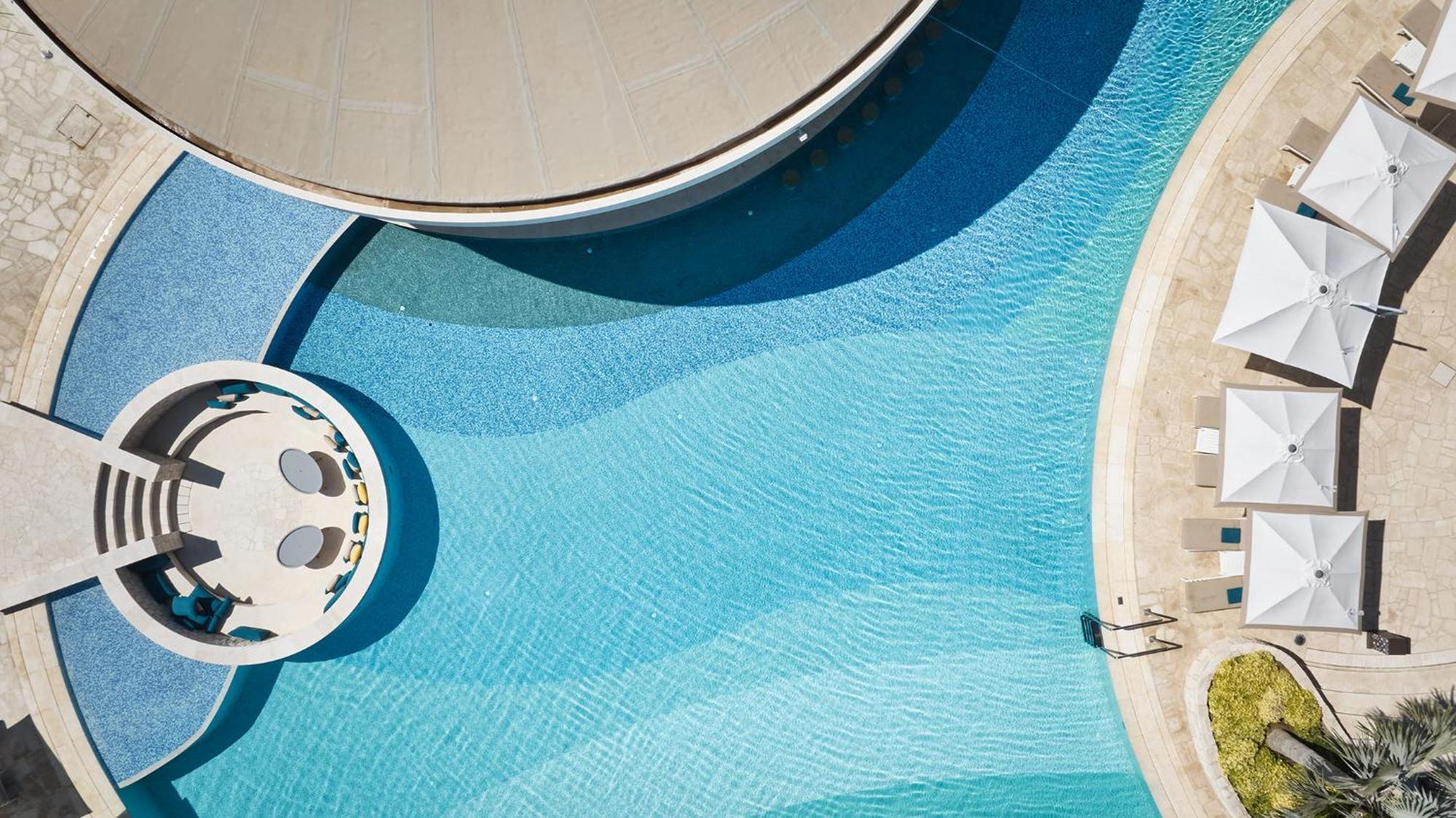 City Of Dreams Mediterranean - Integrated Resort, Casino & Entertainment Лимасол Экстерьер фото Aerial view of the pool