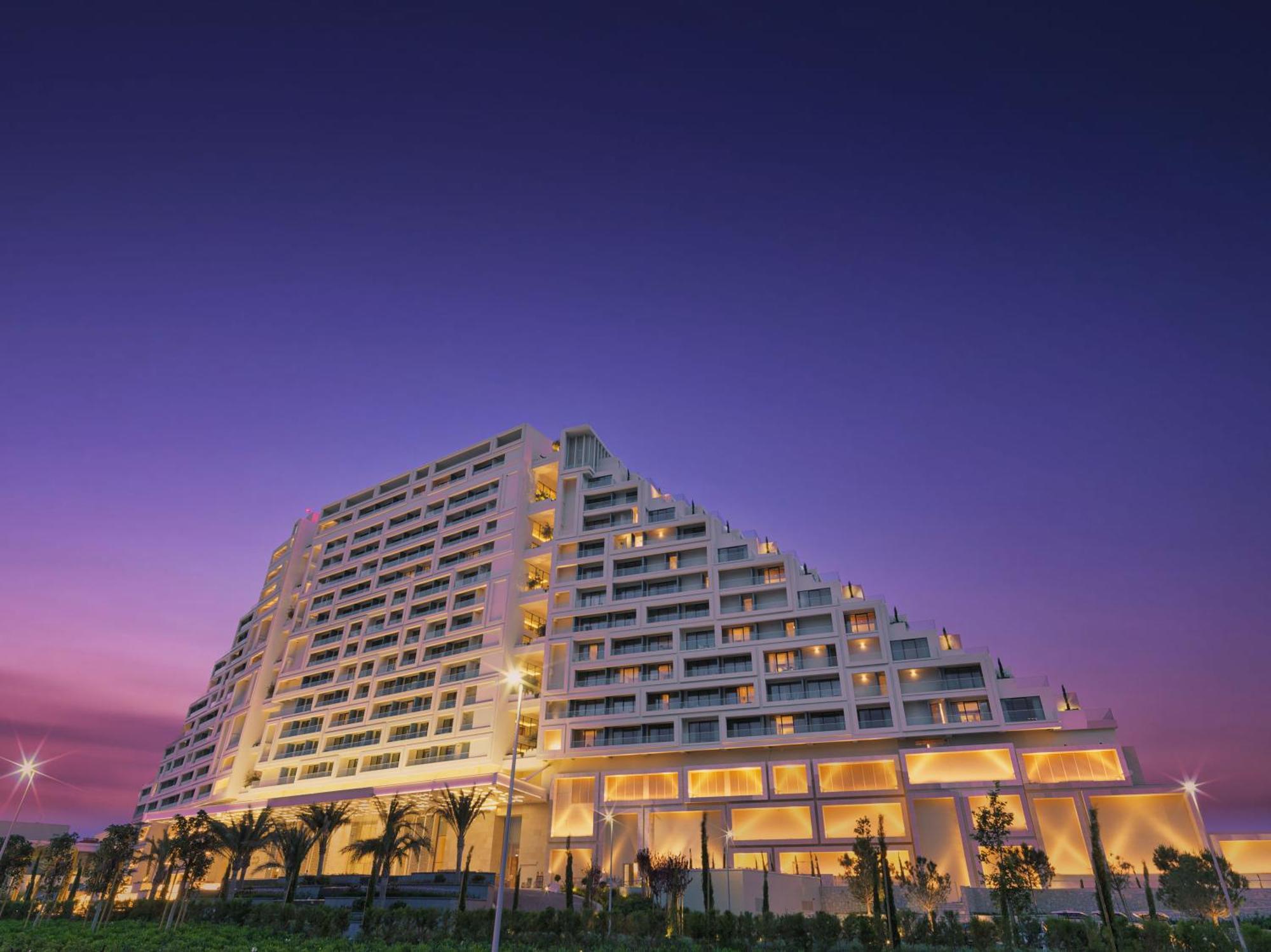 City Of Dreams Mediterranean - Integrated Resort, Casino & Entertainment Лимасол Экстерьер фото The Royal